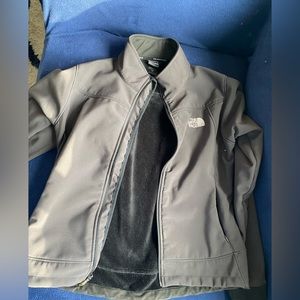 Womens Grey North Face jacket. Great condition, very warm and wind resistant